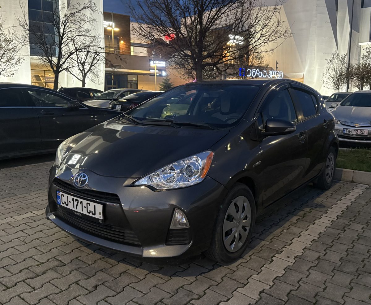 Toyota Prius C
