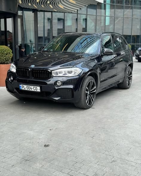 BMW X5 40i